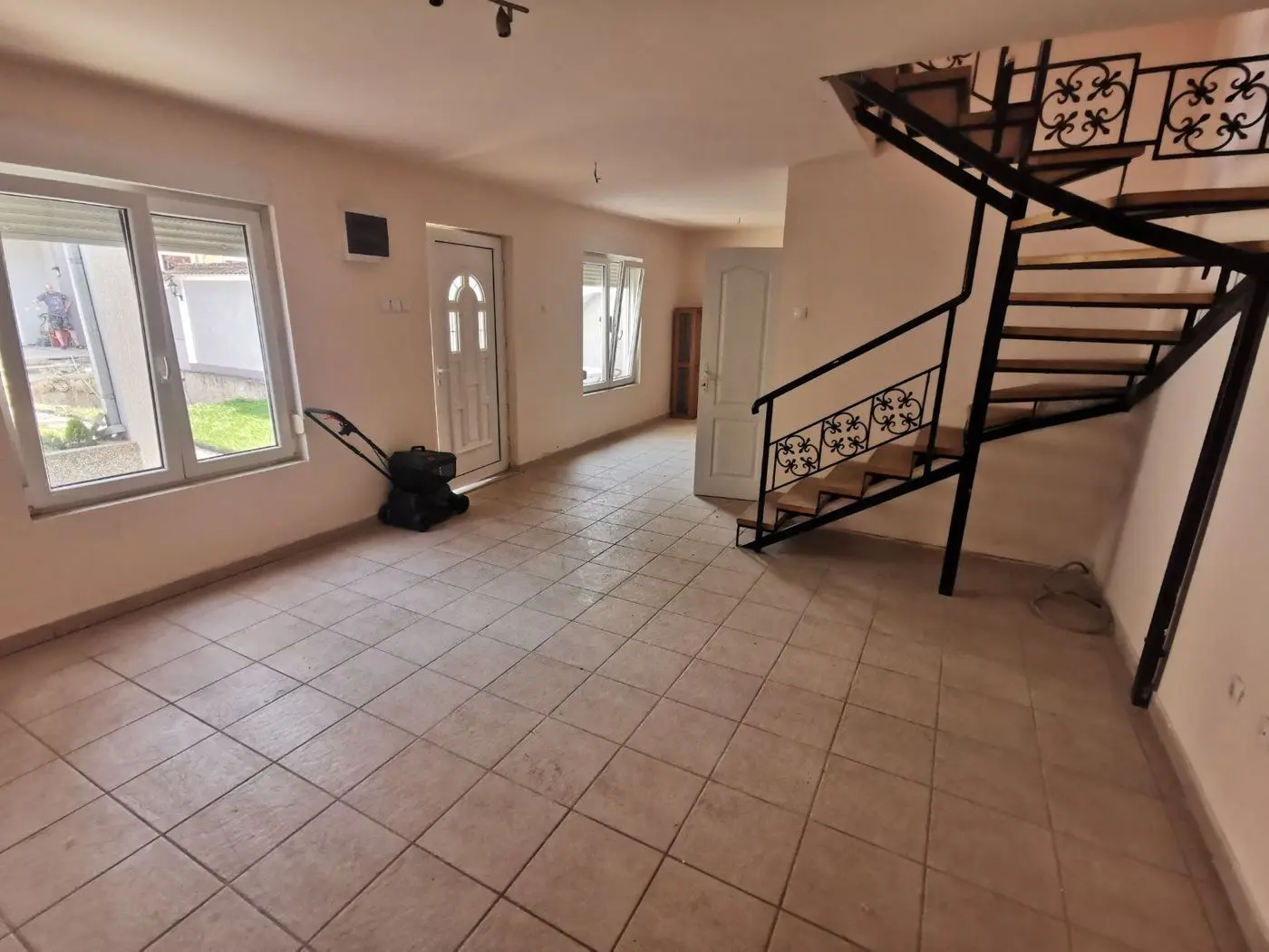 kuca na prodaju Novi Sad 162m2 532028
