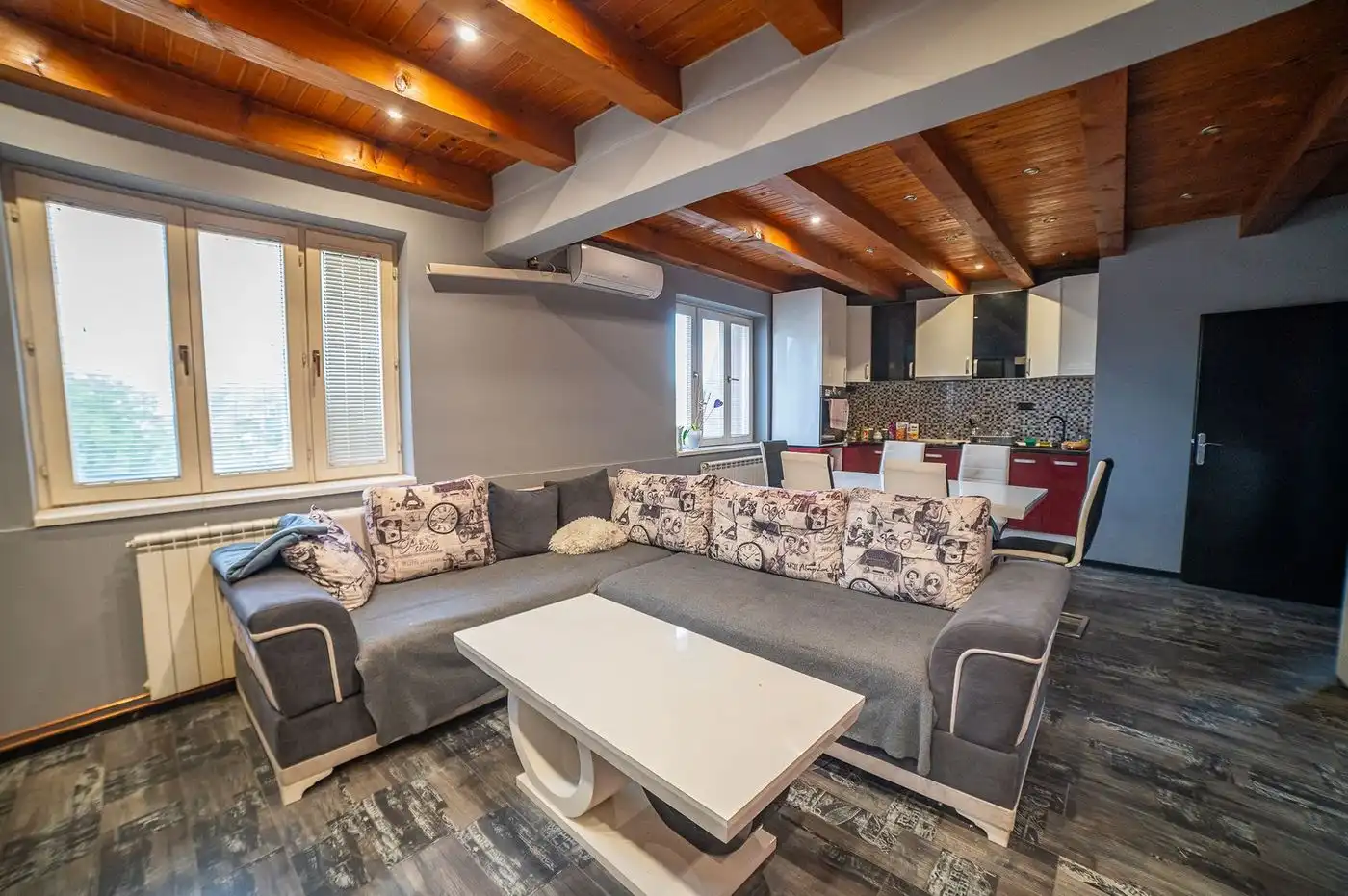 kuca na prodaju Novi Sad 330m2 562694