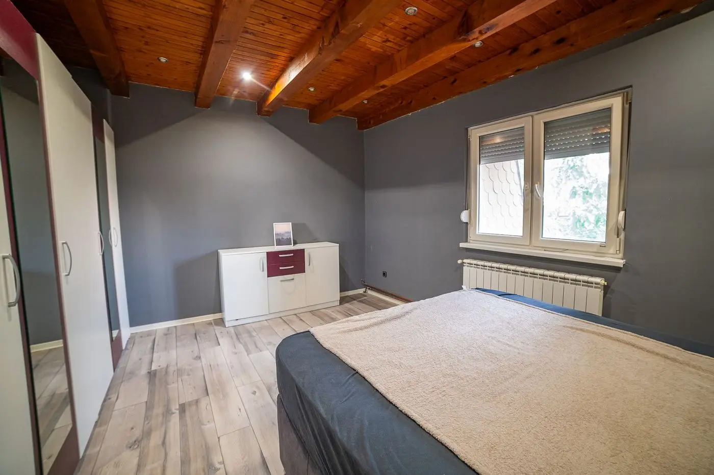kuca na prodaju Novi Sad 330m2 562694