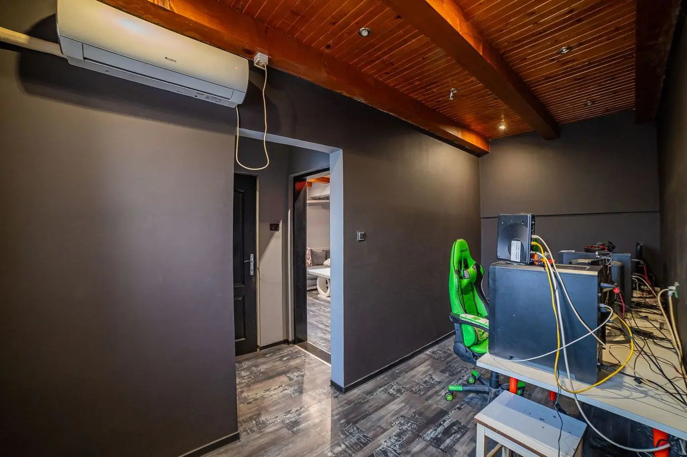 kuca na prodaju Novi Sad 330m2 562694