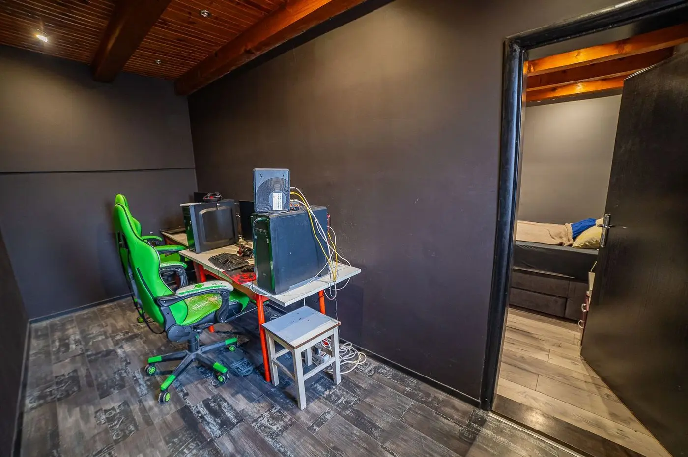 kuca na prodaju Novi Sad 330m2 562694