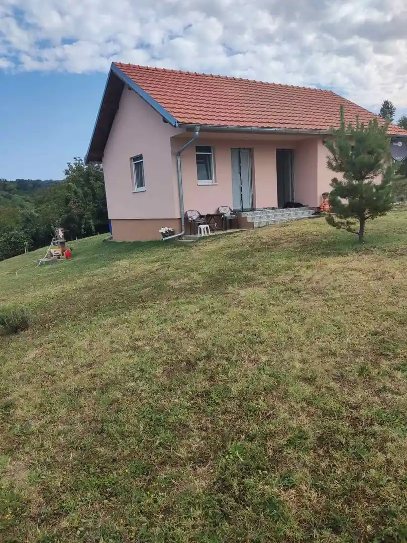 kuca na prodaju Vrdnik 63m2 532769