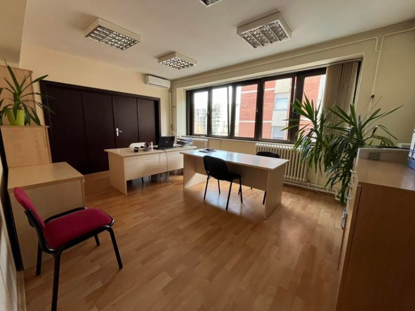 lokal na prodaju Novi Sad, 228m2 529624