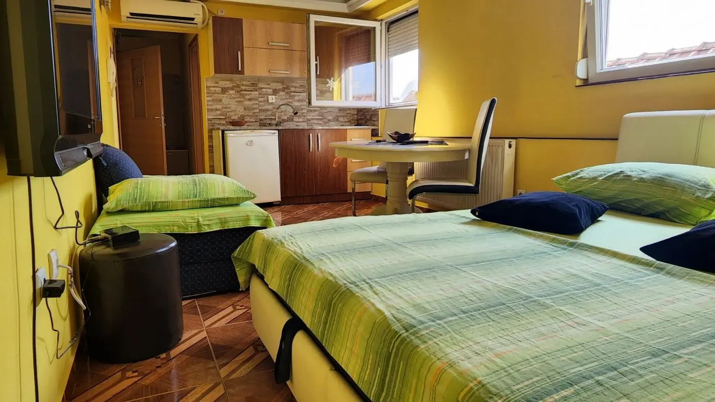 stan na prodaju Petrovaradin, 30m2 11568