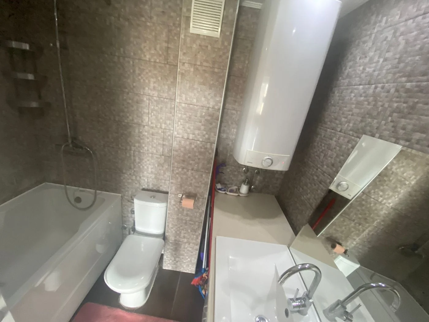 stan na prodaju Novi Sad 81m2 556629