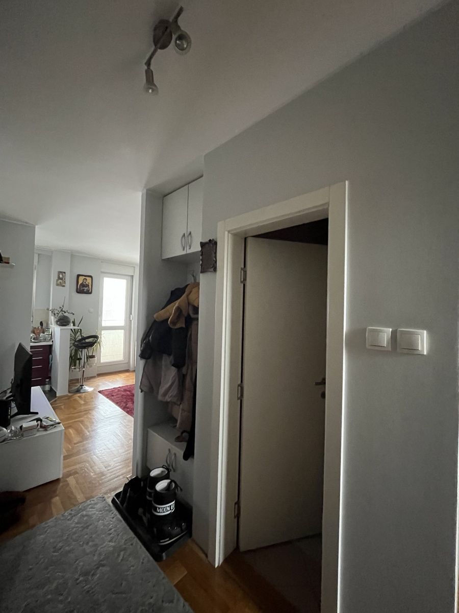 stan na prodaju Novi Sad 65m2 534113