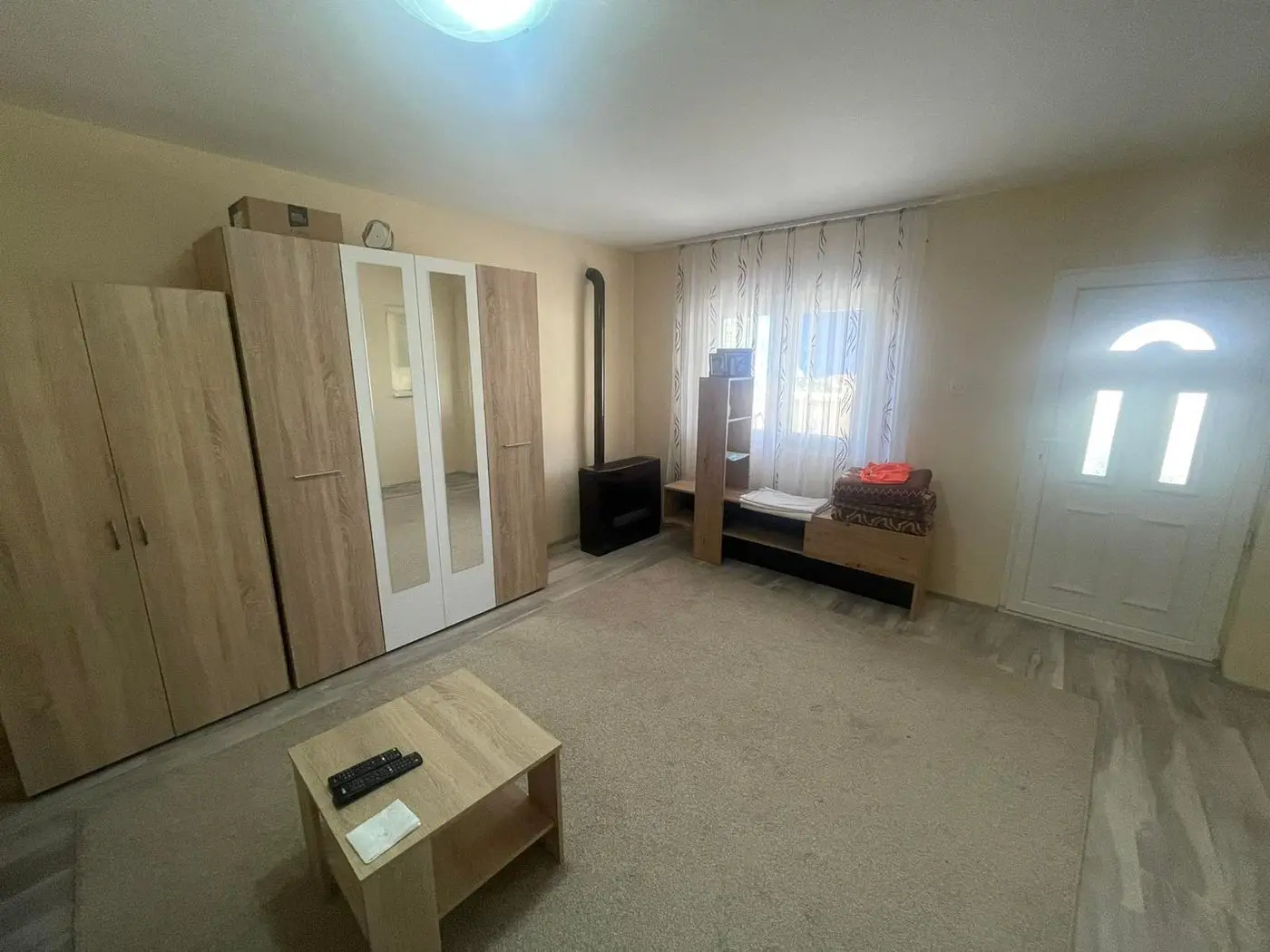 kuca na prodaju Sremska Kamenica 250m2 534089