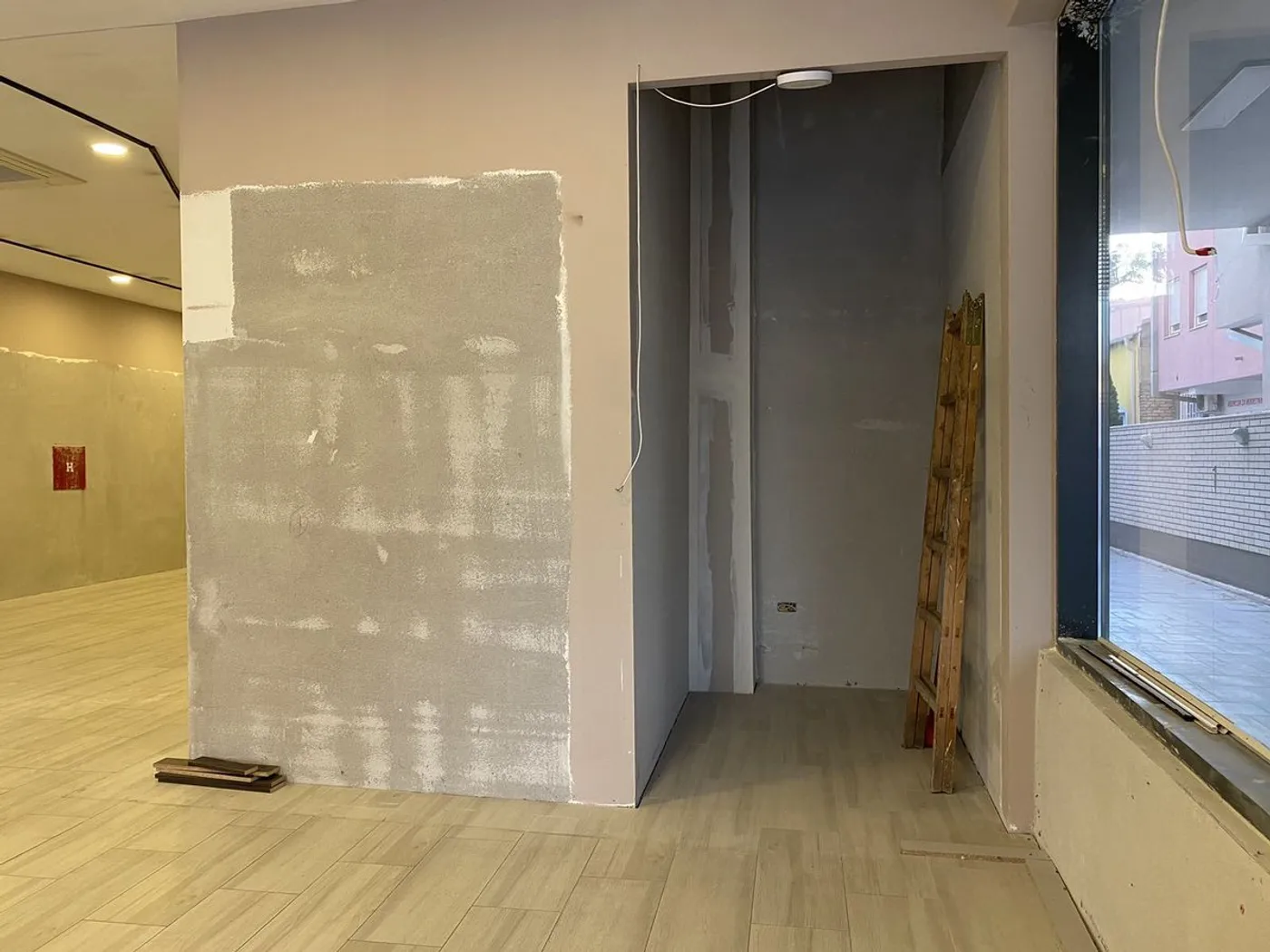 lokal na prodaju Novi Sad 224m2 531574