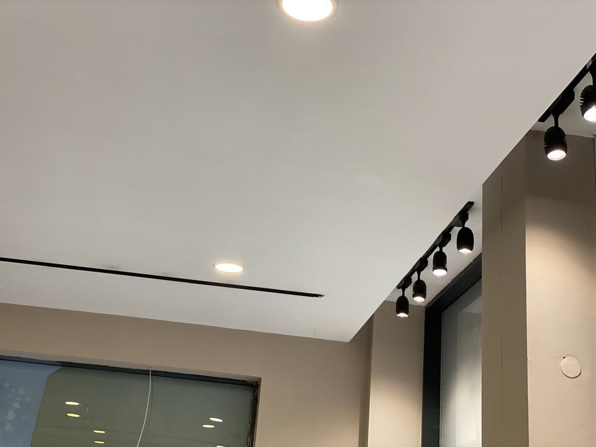 lokal na prodaju Novi Sad 224m2 531574