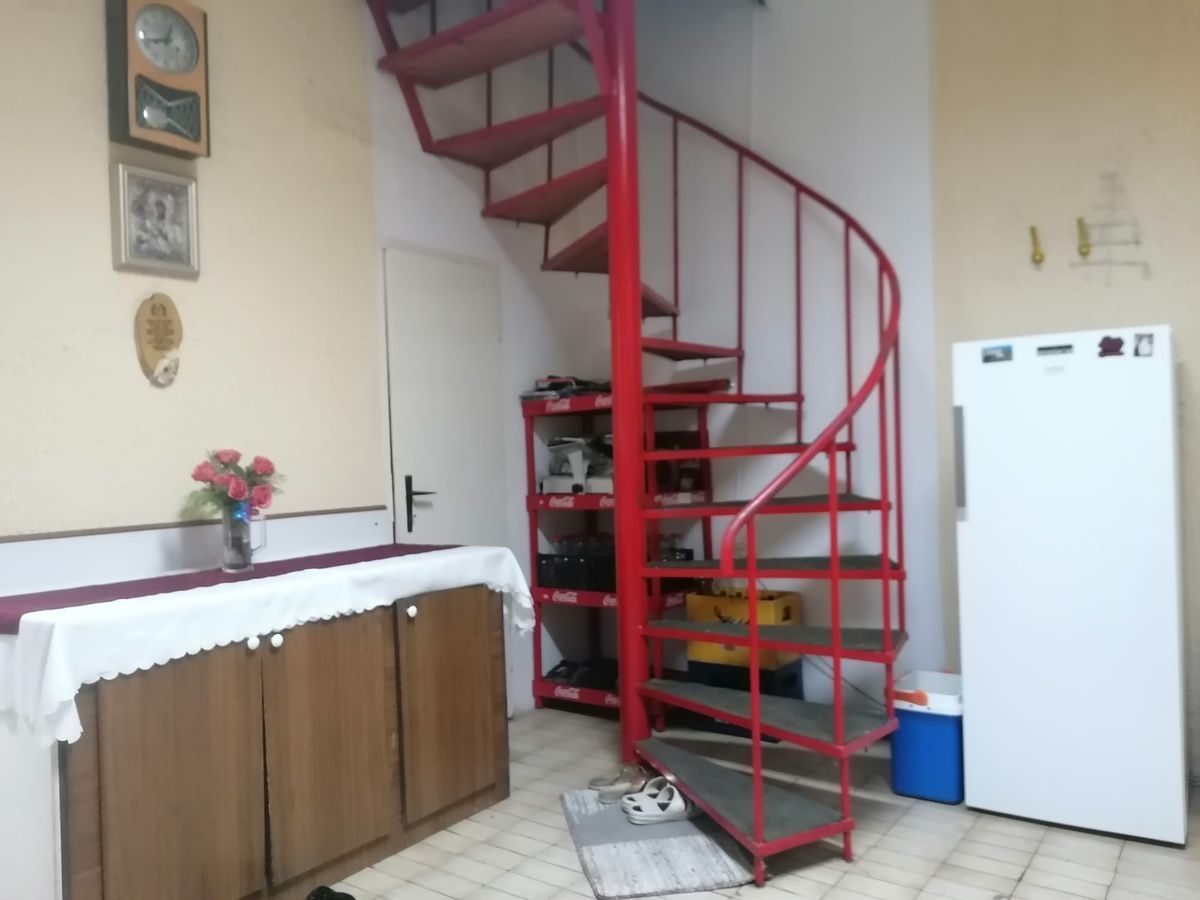 kuca na prodaju Bačko Gradište 187m2 535546