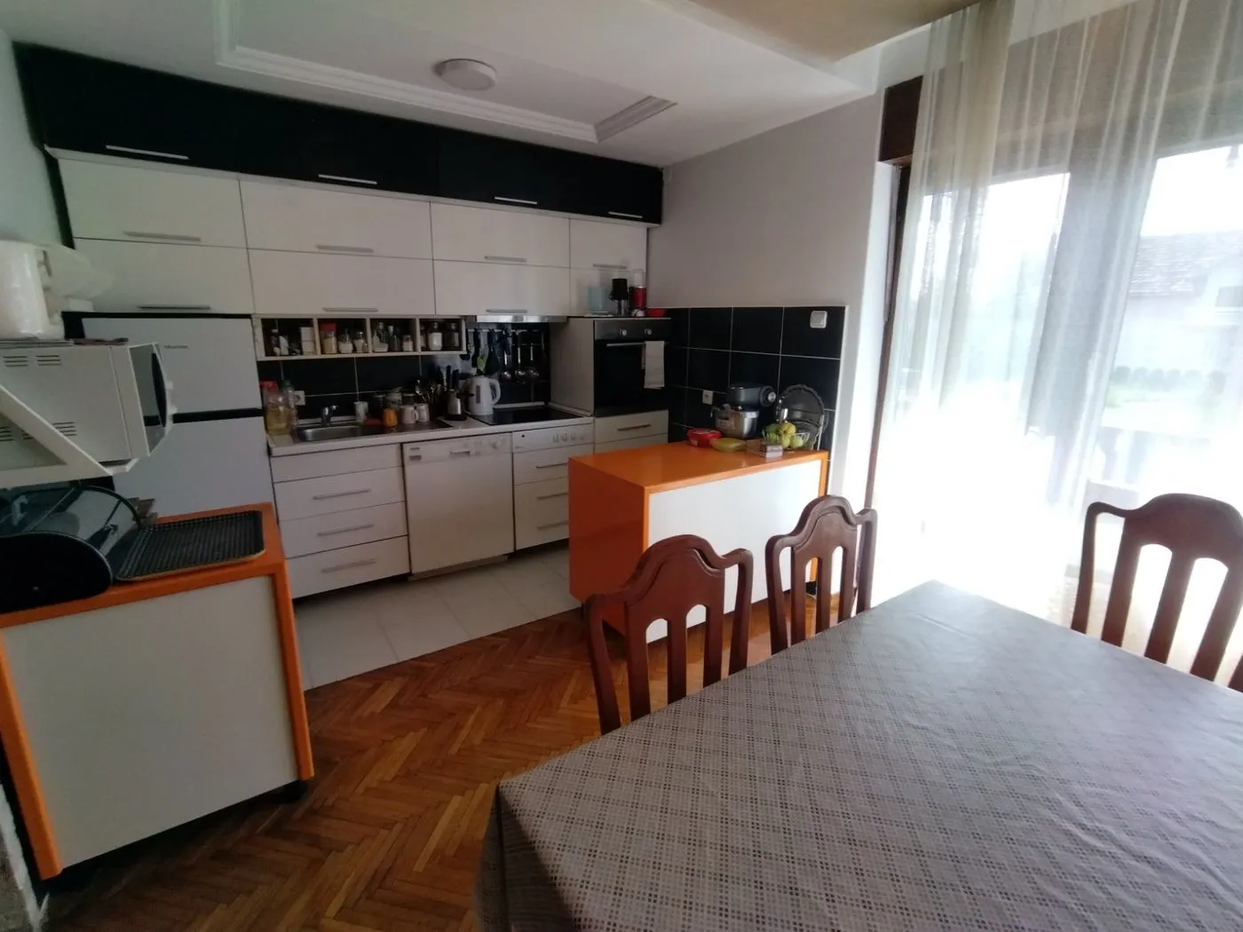 kuca na prodaju Veternik 528m2 536054