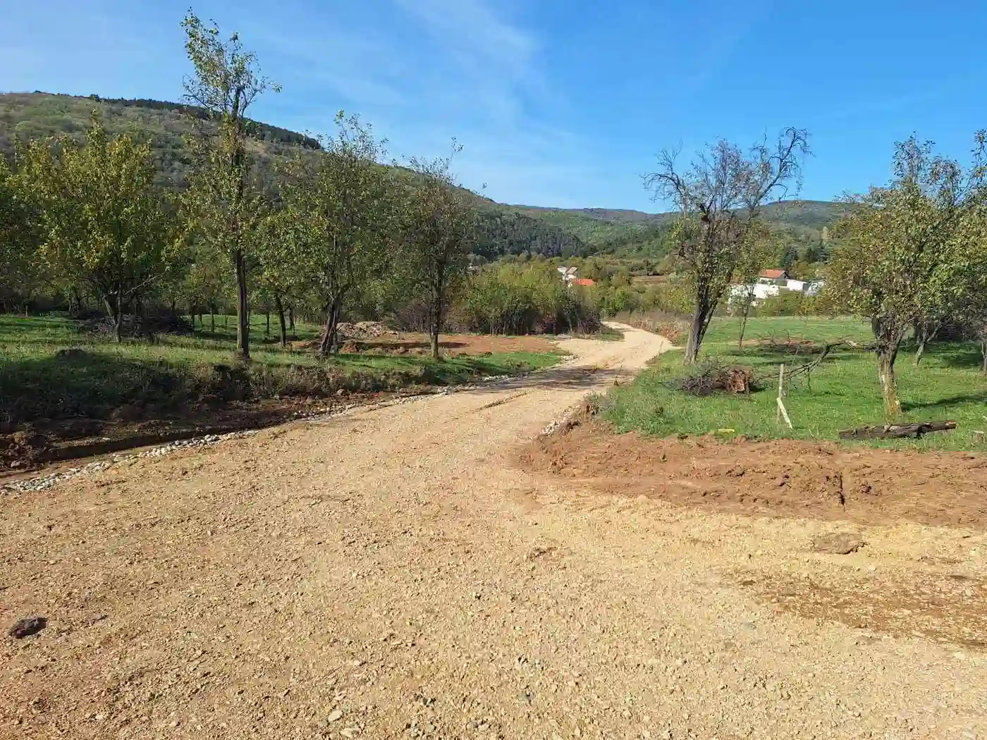 plac na prodaju Jazak 8974m2 536261
