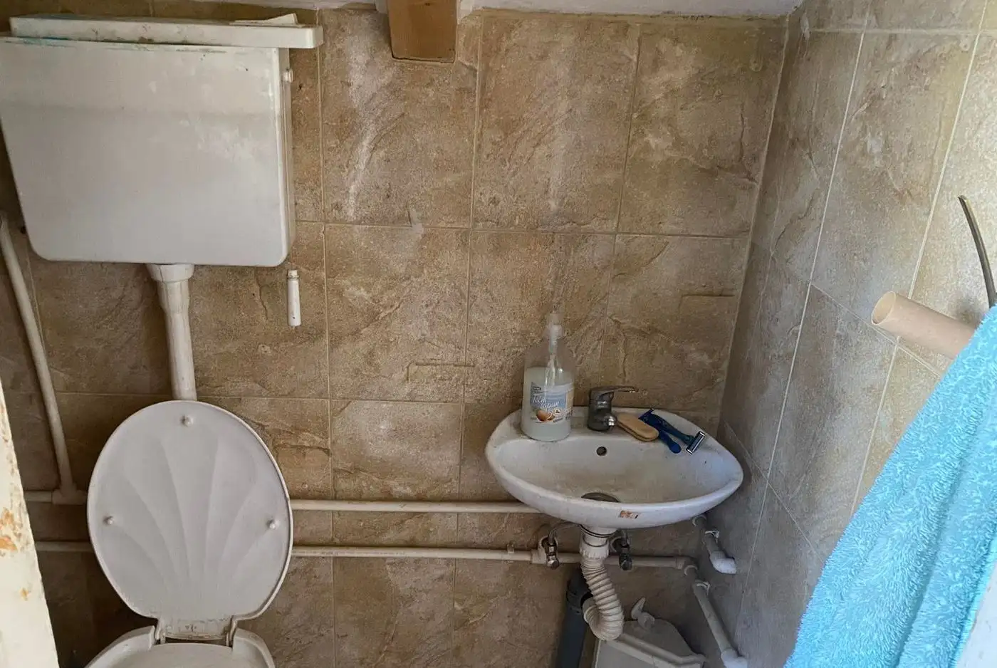 kuca na prodaju Ledinci 47m2 537493