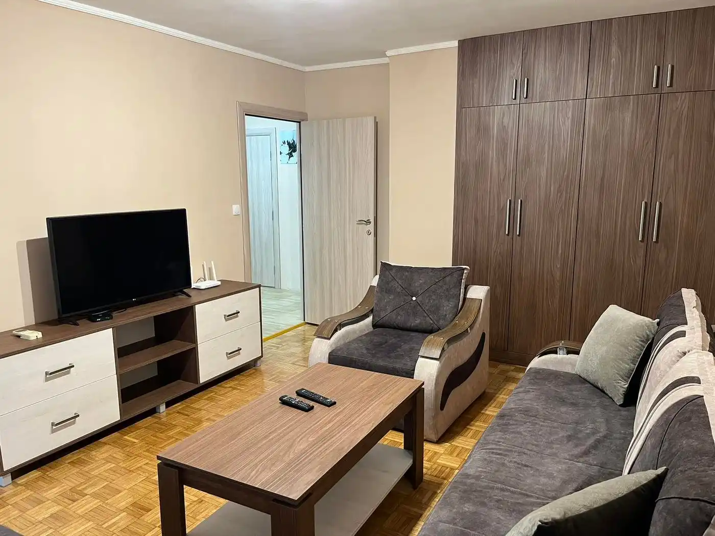 stan na prodaju Novi Sad, 53m2 12218