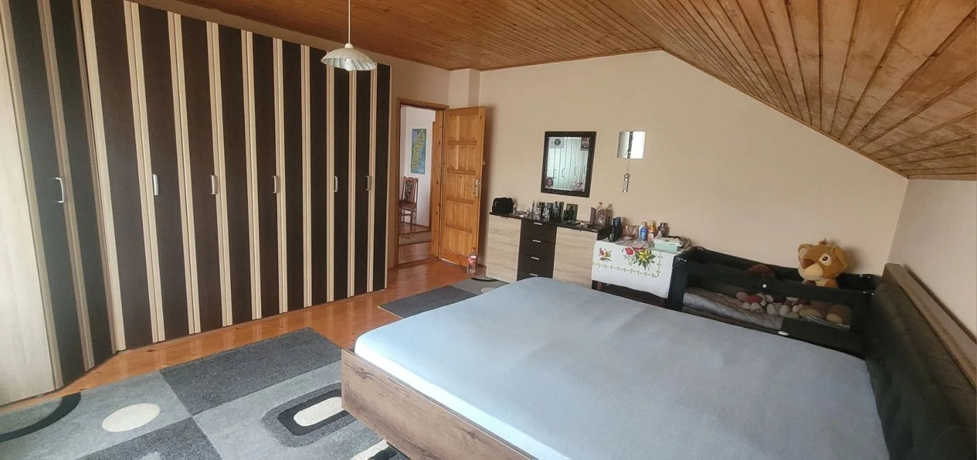 kuca na prodaju Novi Sad 180m2 537685