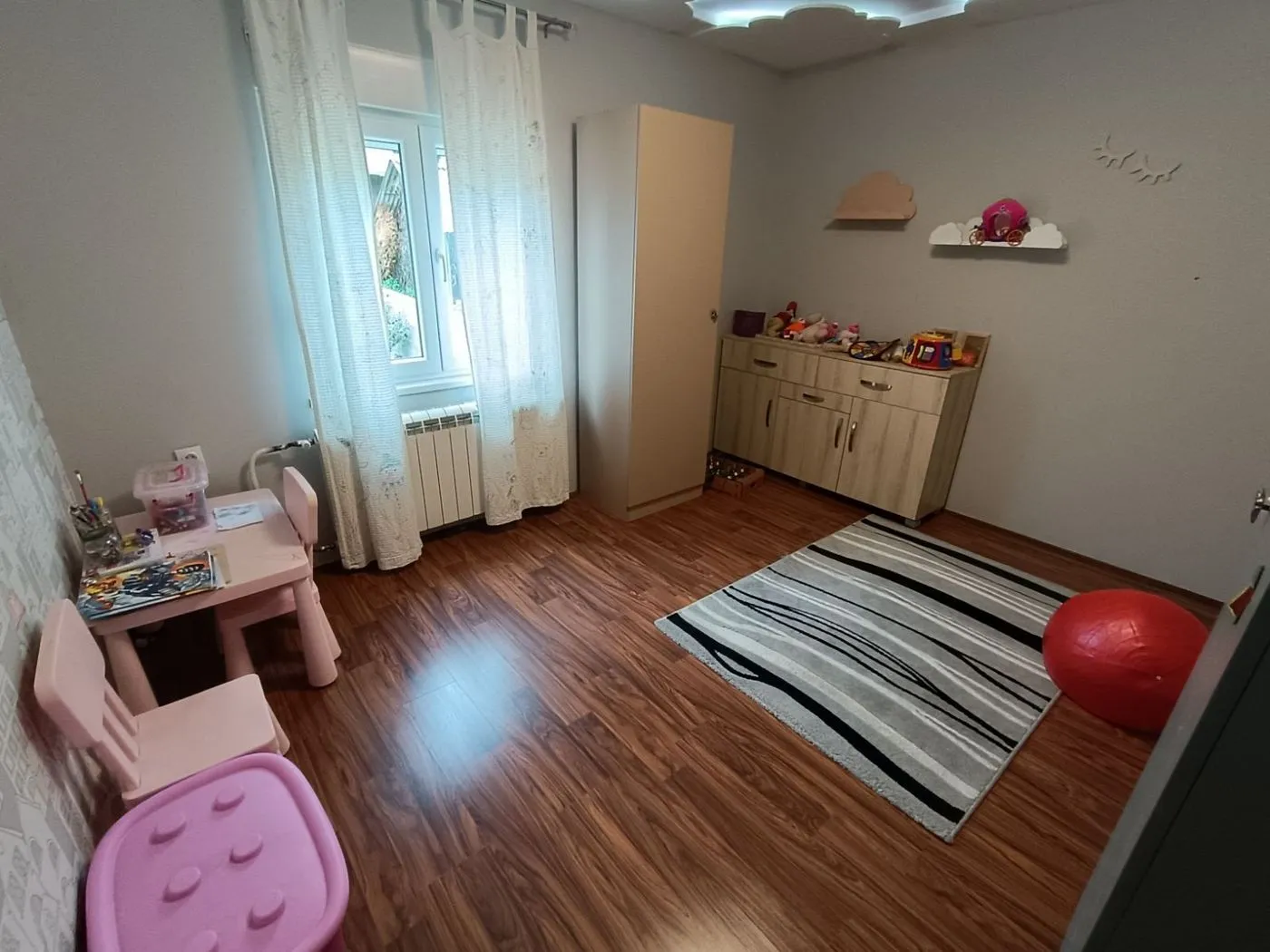 kuca na prodaju Sremski Karlovci 200m2 532277