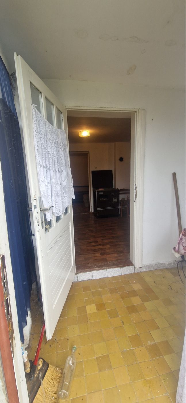 kuca na prodaju Ledinci 64m2 538061