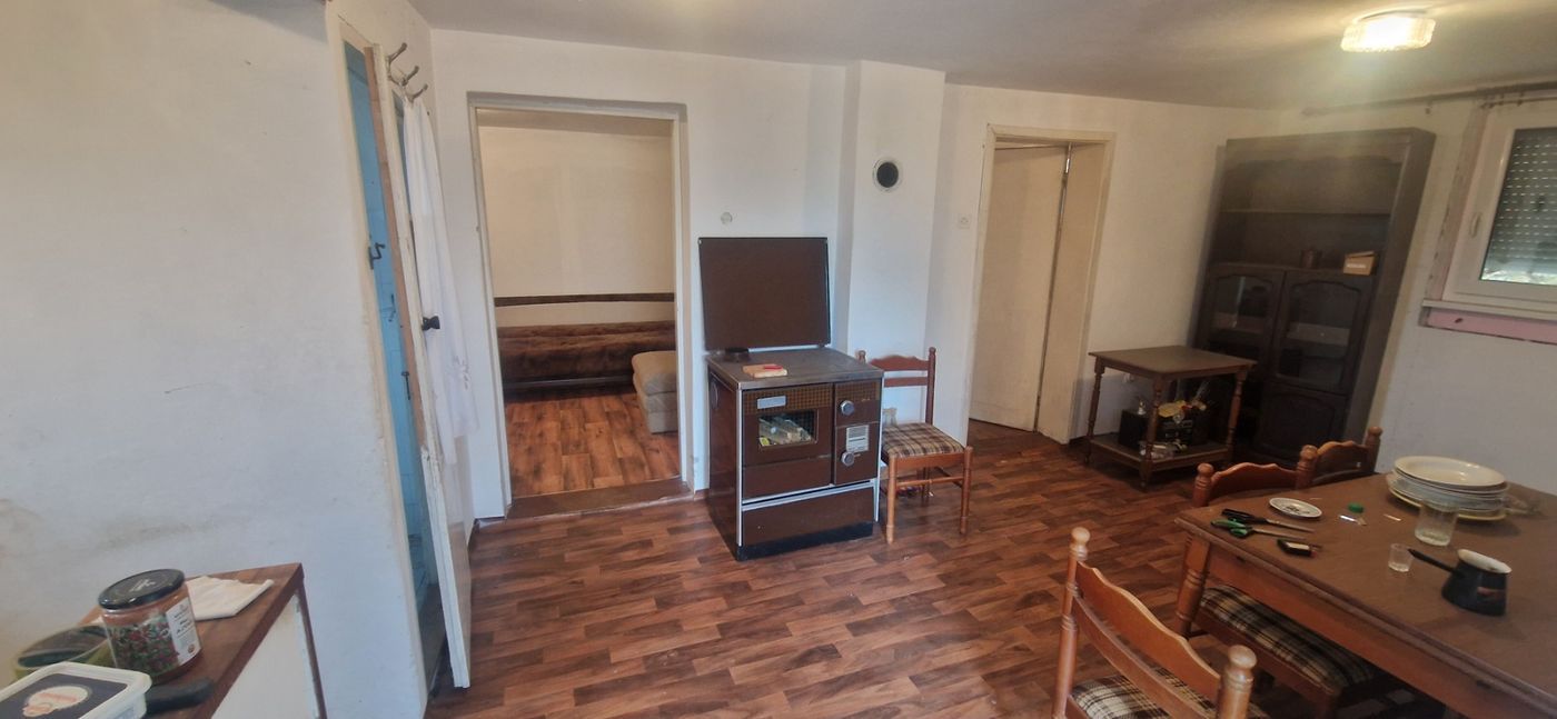 kuca na prodaju Ledinci 64m2 538061