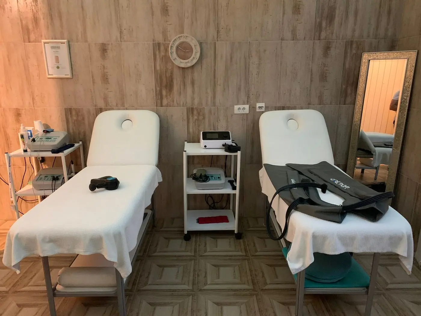 lokal na prodaju Vrdnik 505m2 538898