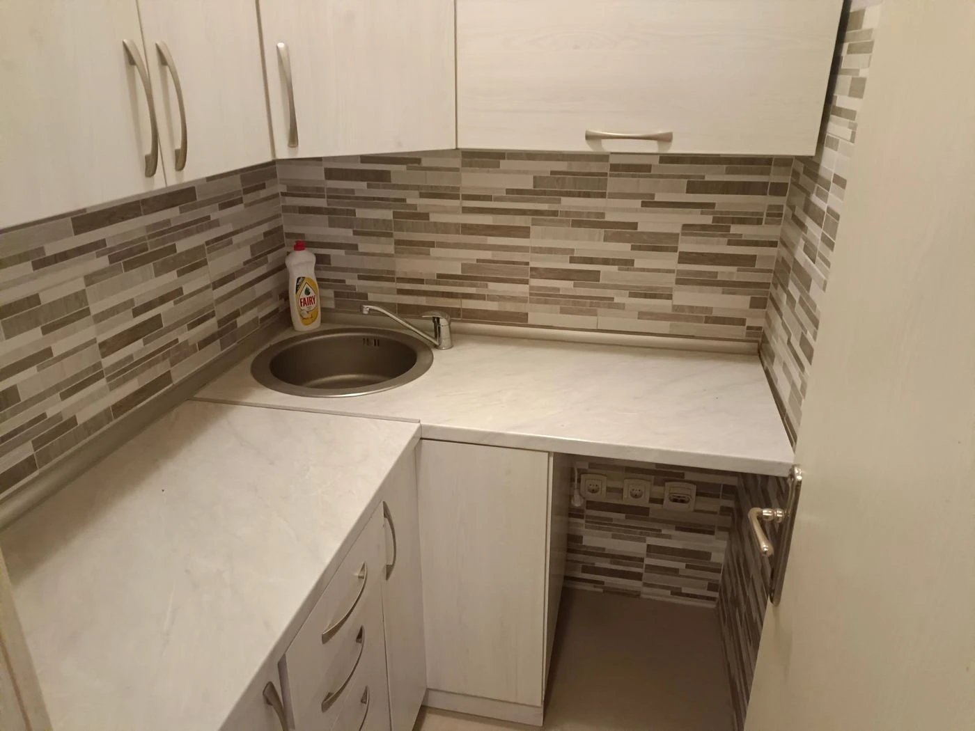 lokal za izdavanje Novi Sad 160m2 12378