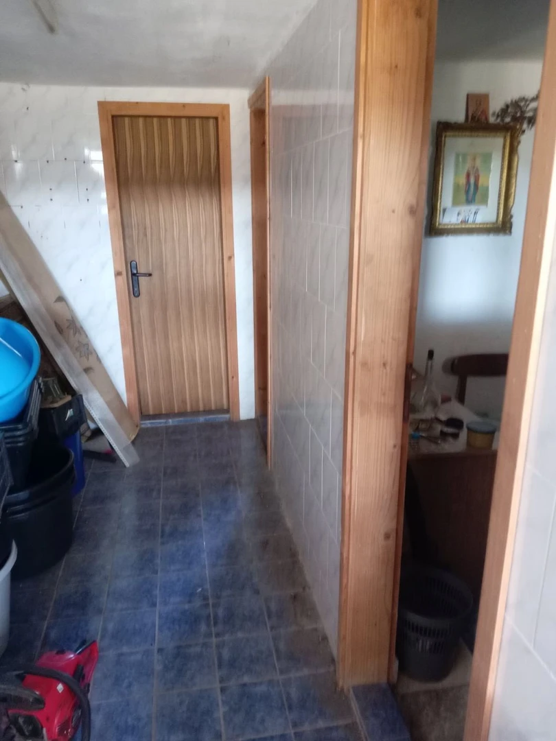 lokal na prodaju Ratkovo 725m2 539486