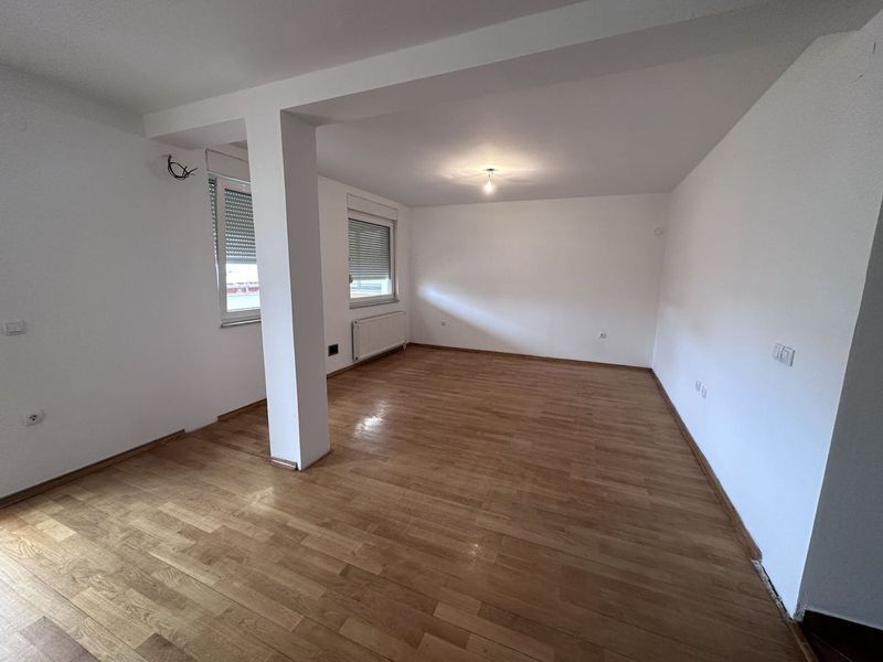 stan na prodaju Novi Sad 154m2 539642