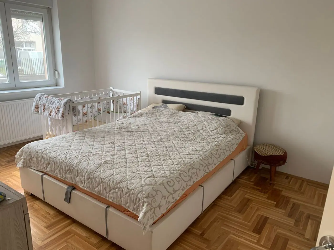 stan na prodaju Veternik 87m2 539619