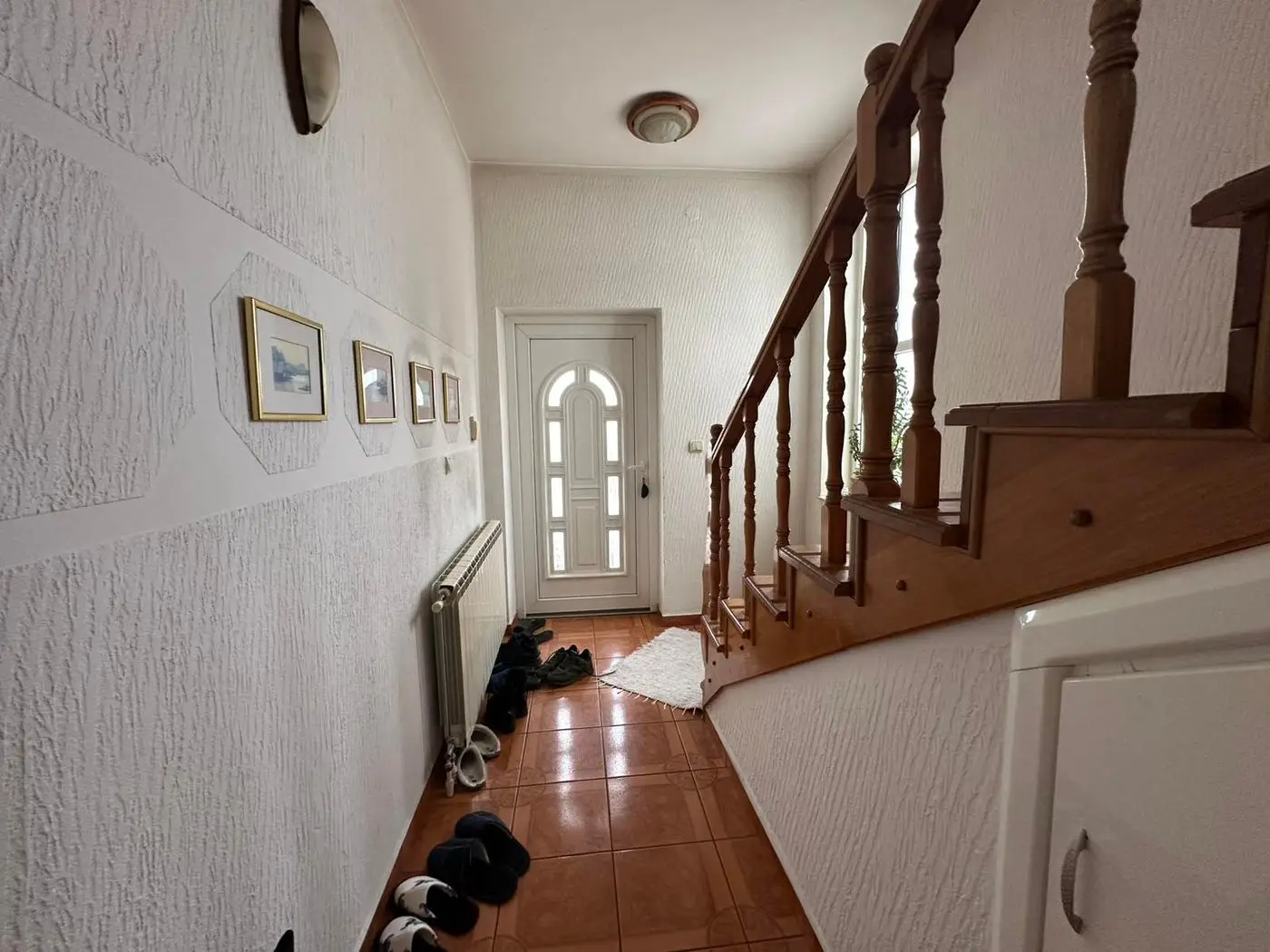 kuca na prodaju Novi Sad 199m2 541292