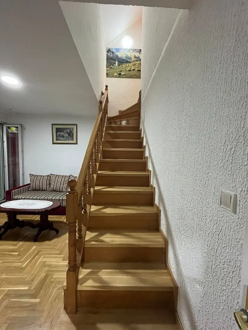 stan na prodaju Novi Sad 80m2 563764