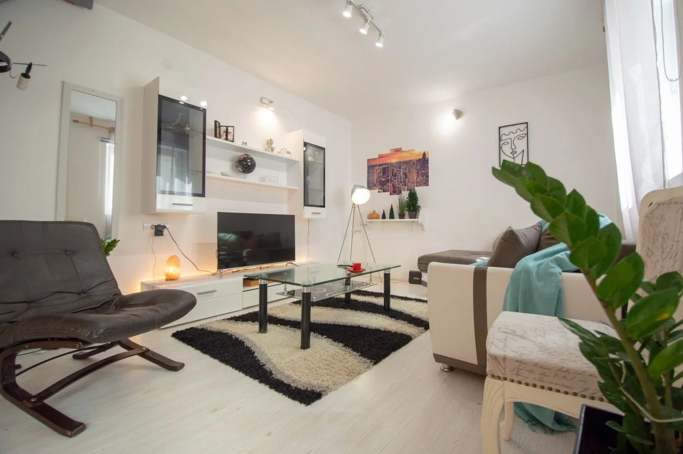 kuca na prodaju Novi Sad, 182m2 542919