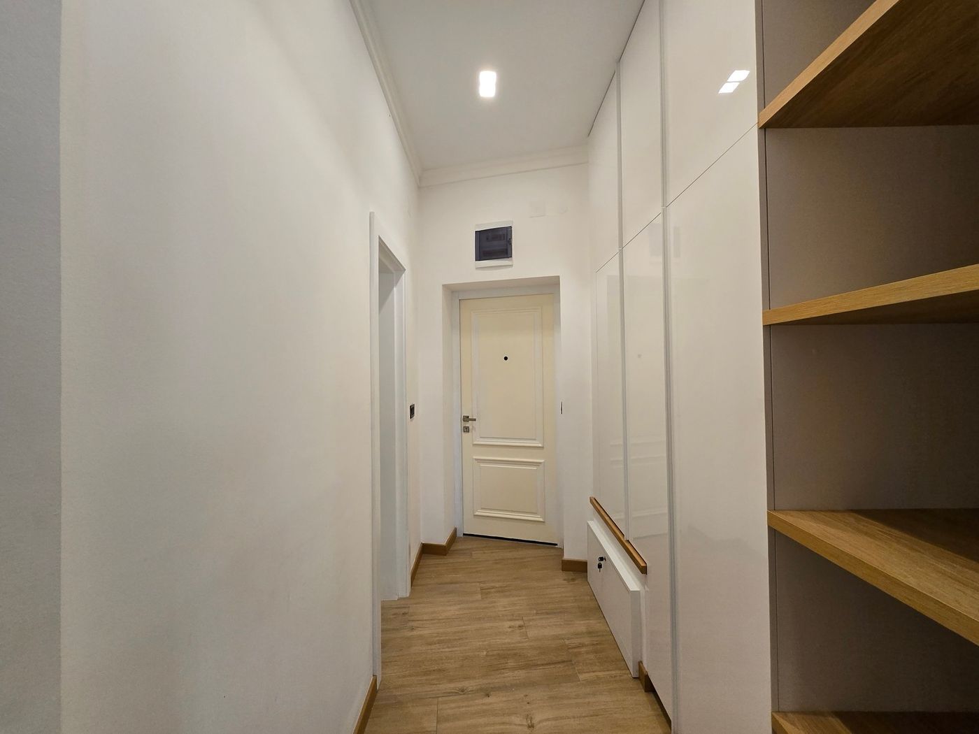 stan na prodaju Novi Sad 57m2 543384
