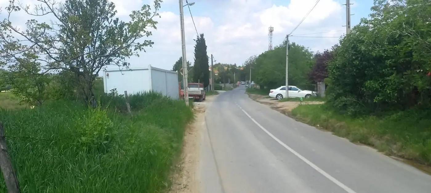 plac na prodaju Sremska Kamenica 872m2 541095