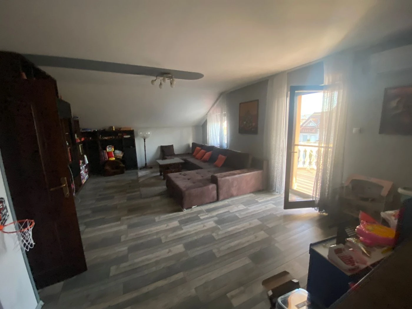 kuca na prodaju Veternik 480m2 545198