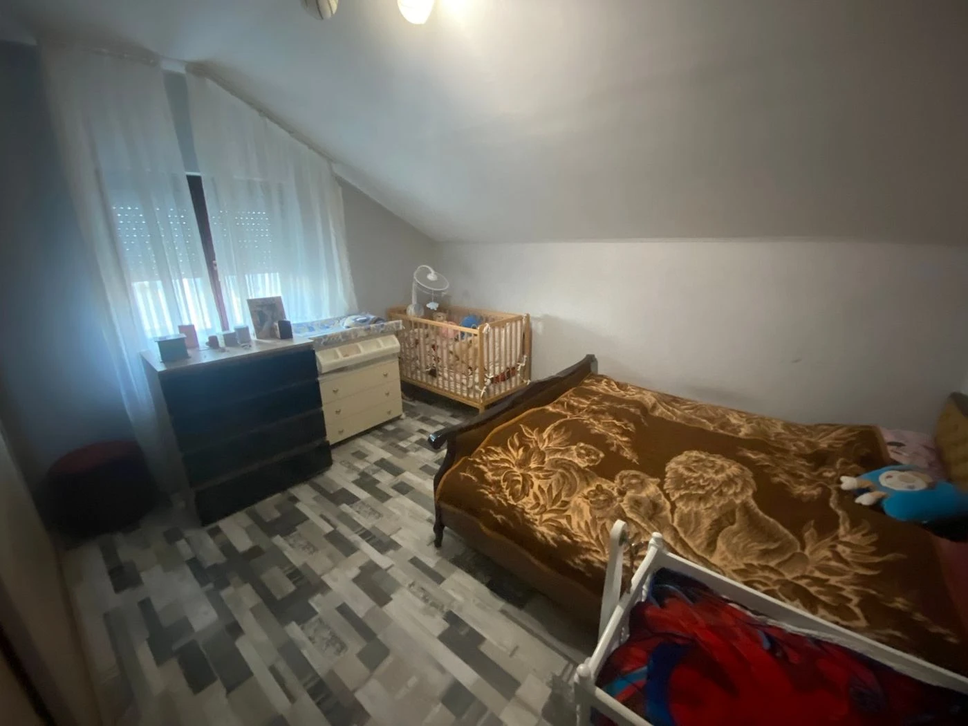 kuca na prodaju Veternik 480m2 545198