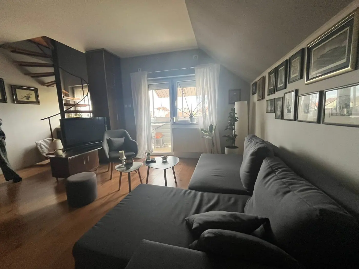 stan na prodaju Novi Sad 64m2 545395