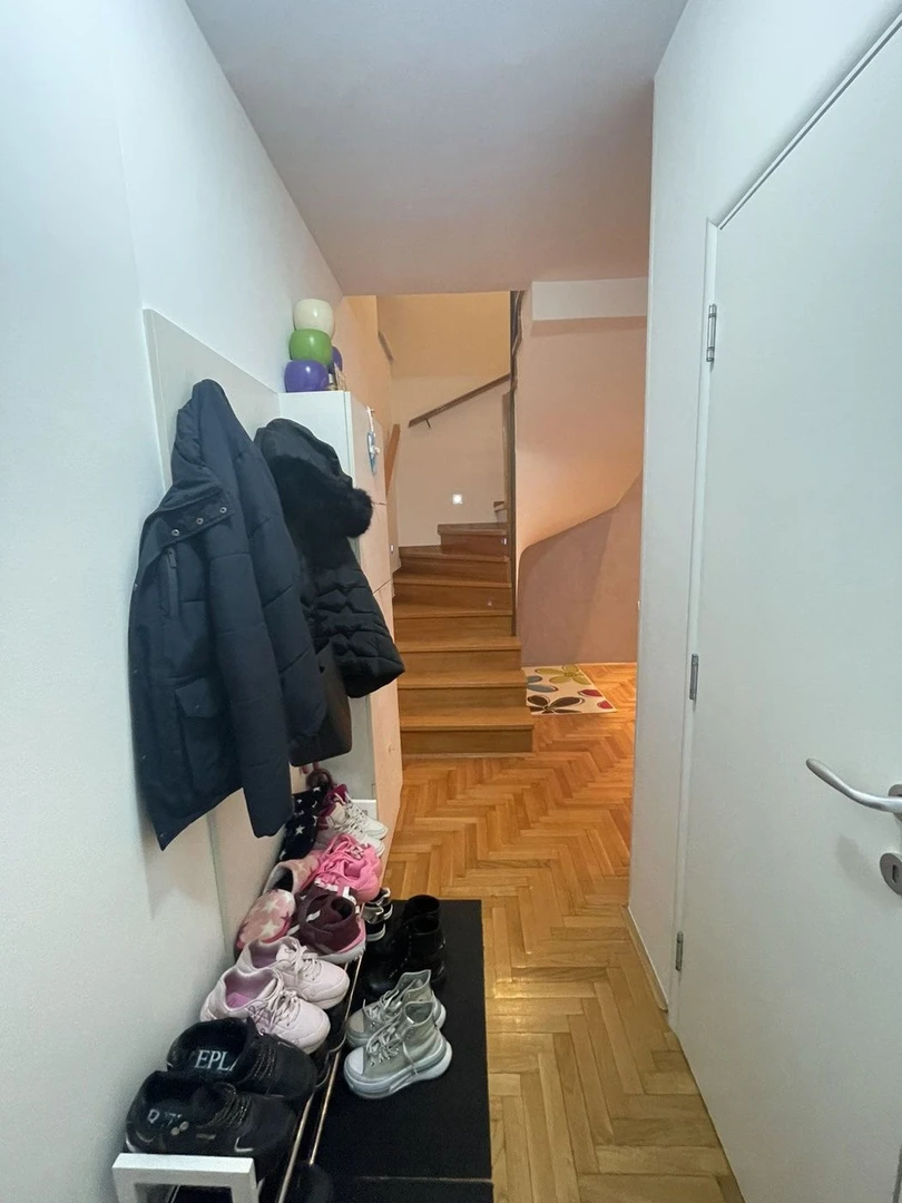 stan na prodaju Novi Sad 70m2 545675