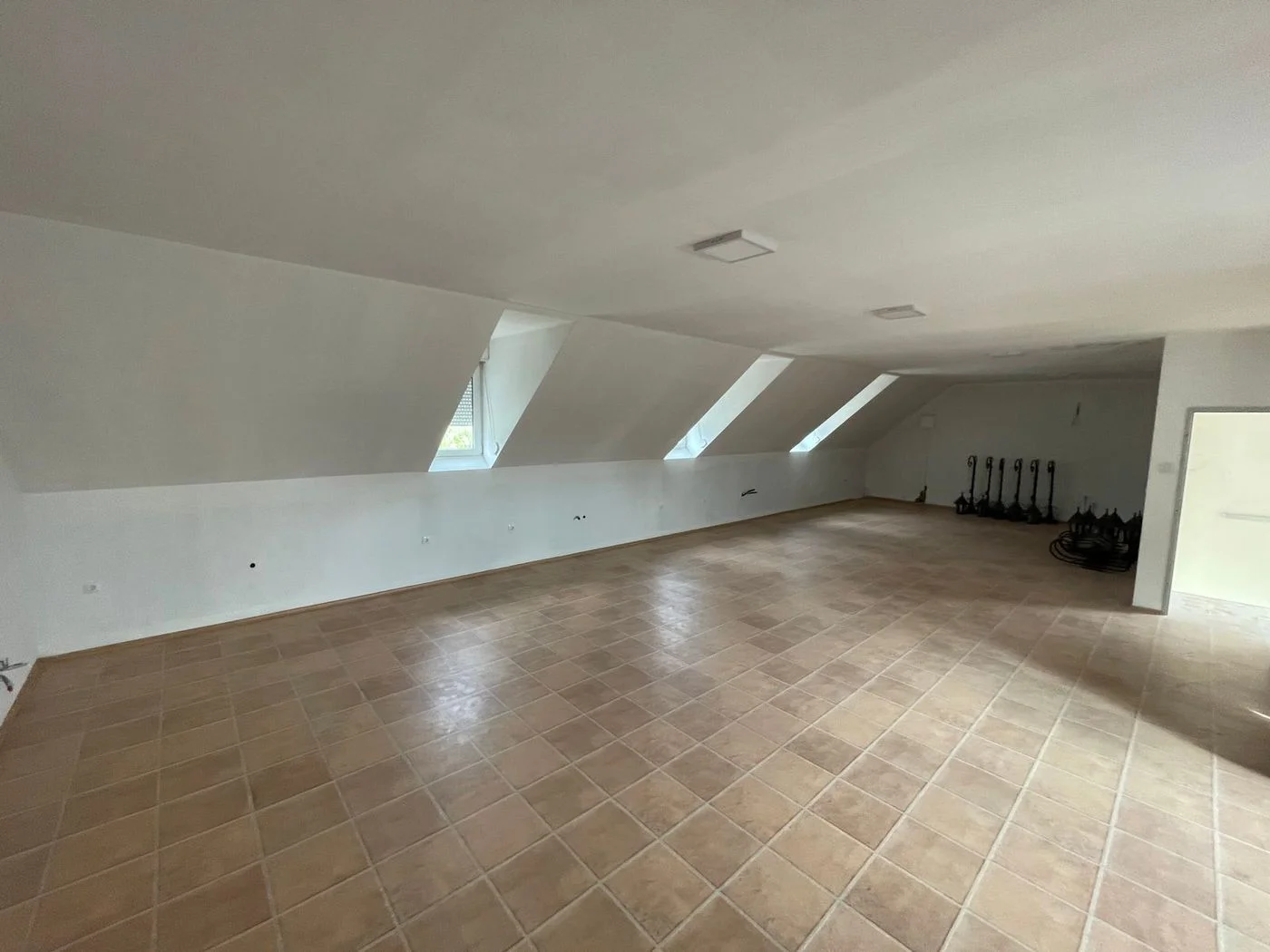 kuca na prodaju Čelarevo 600m2 545740