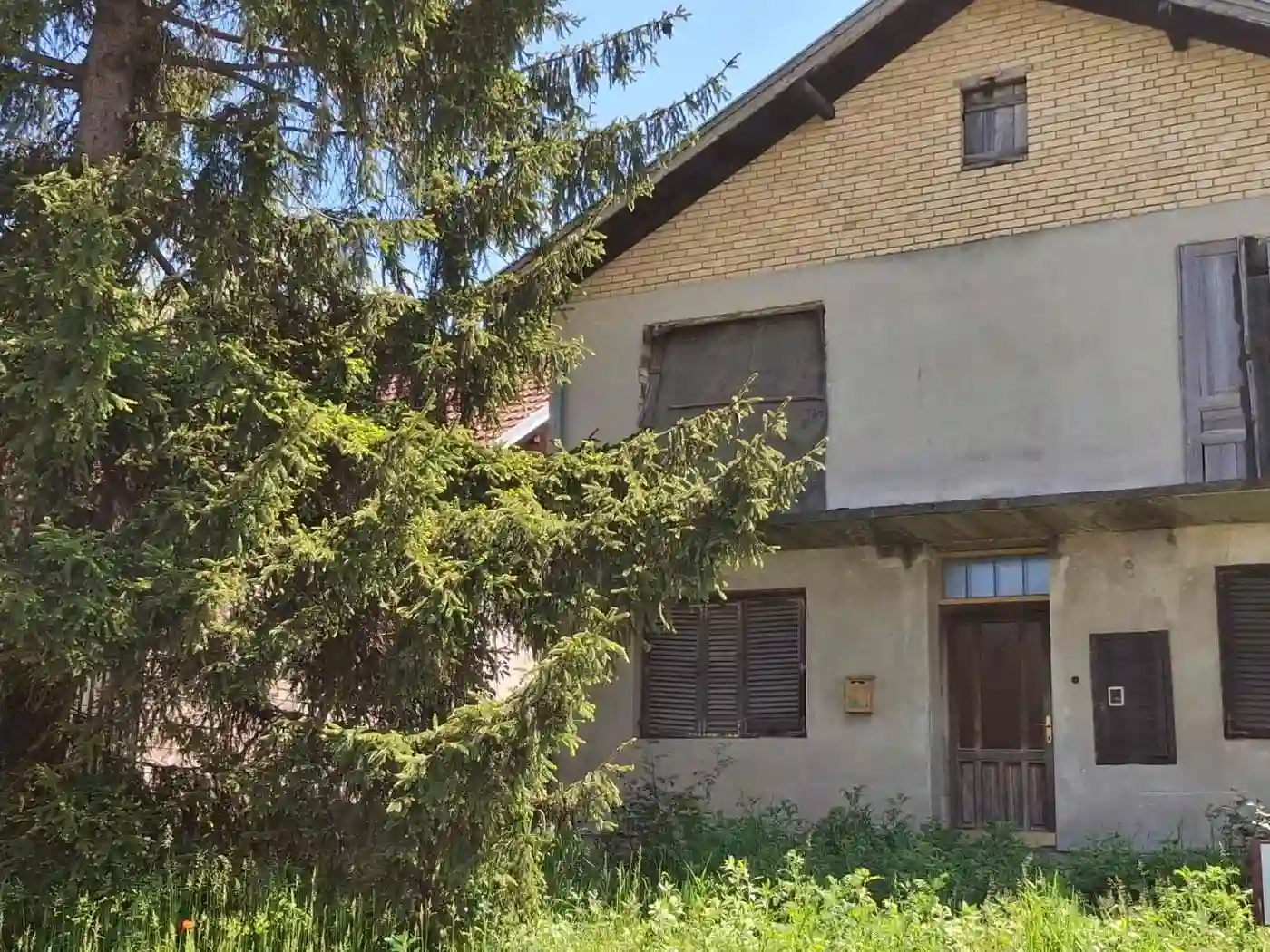 kuca na prodaju Sremska Kamenica 132m2 546840