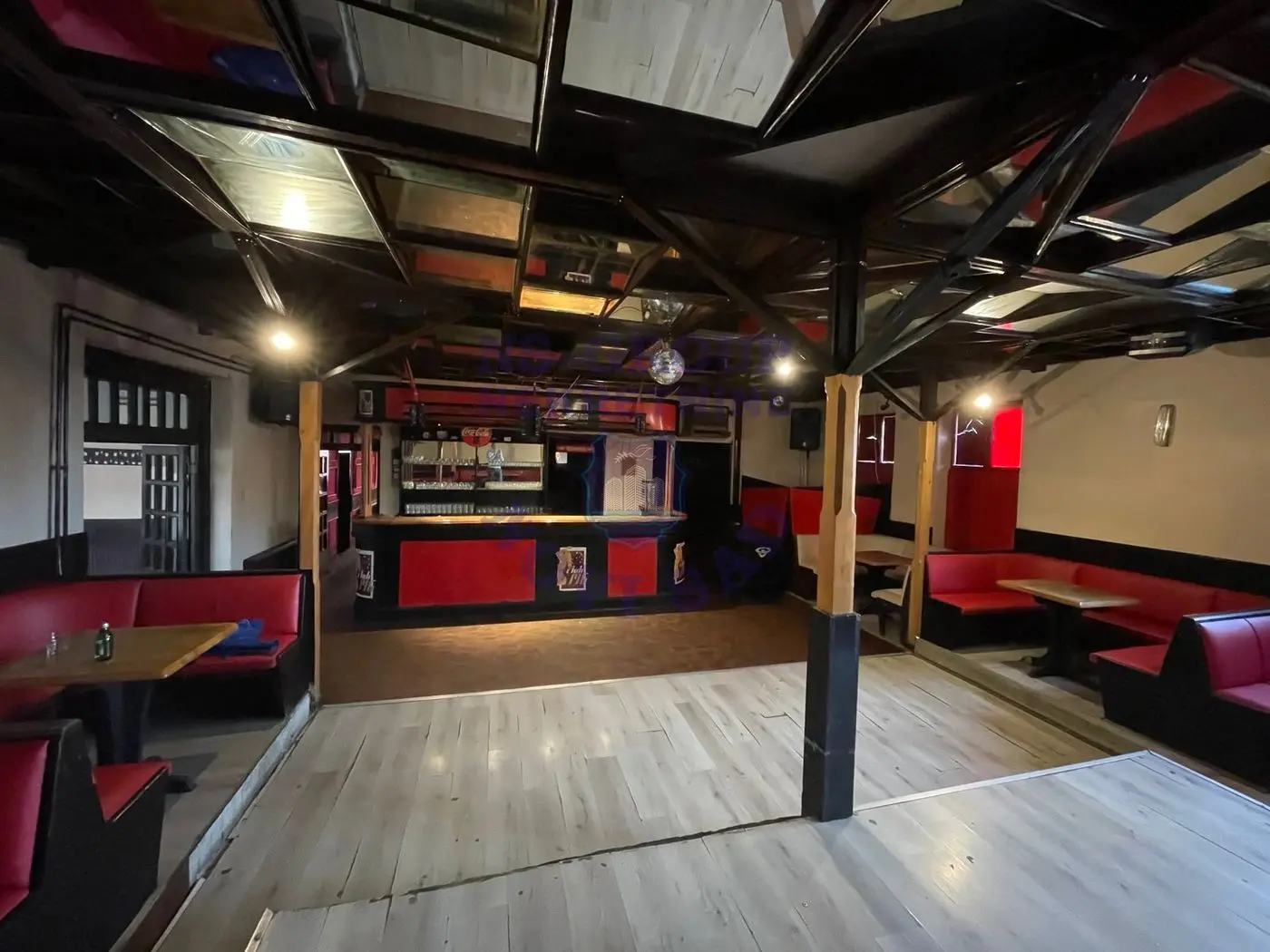 lokal na prodaju Ravno Selo 190m2 547418