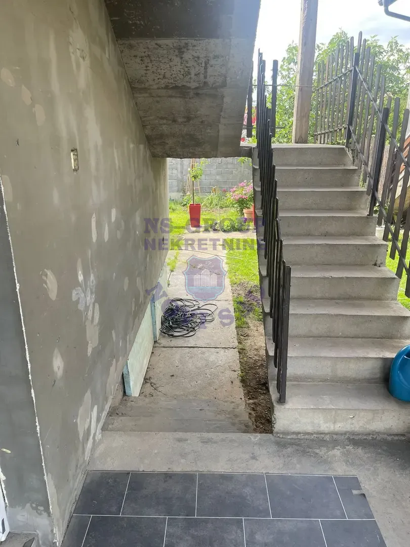 kuca na prodaju Novi Sad 90m2 548157