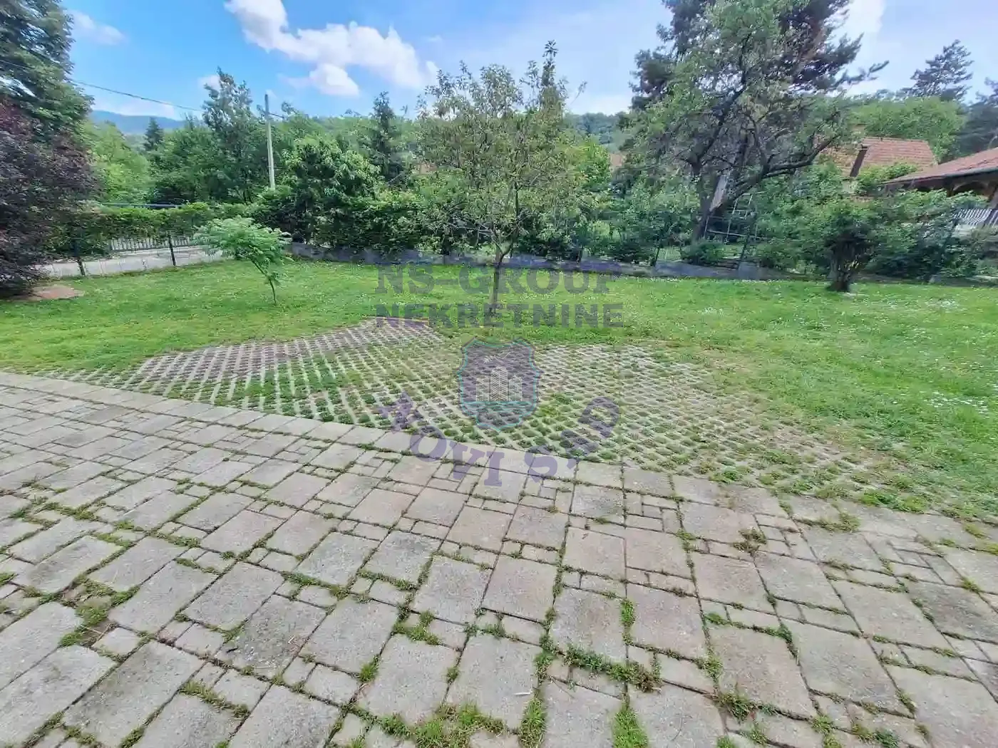 kuca na prodaju Sremska Kamenica 40m2 548168