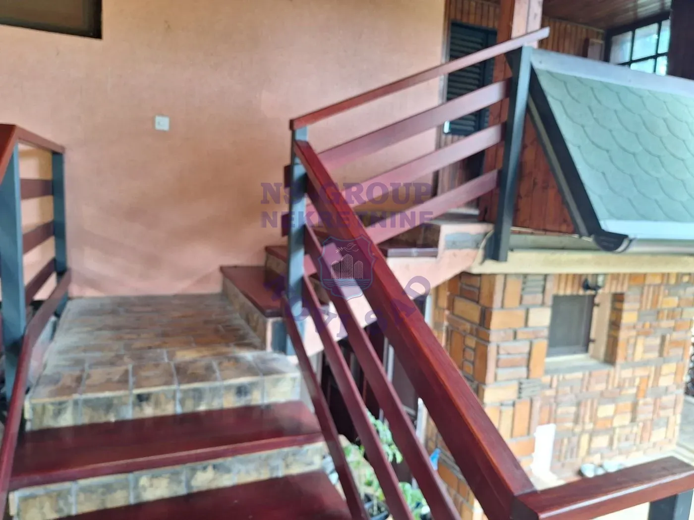 kuca na prodaju Sremska Kamenica 40m2 548168