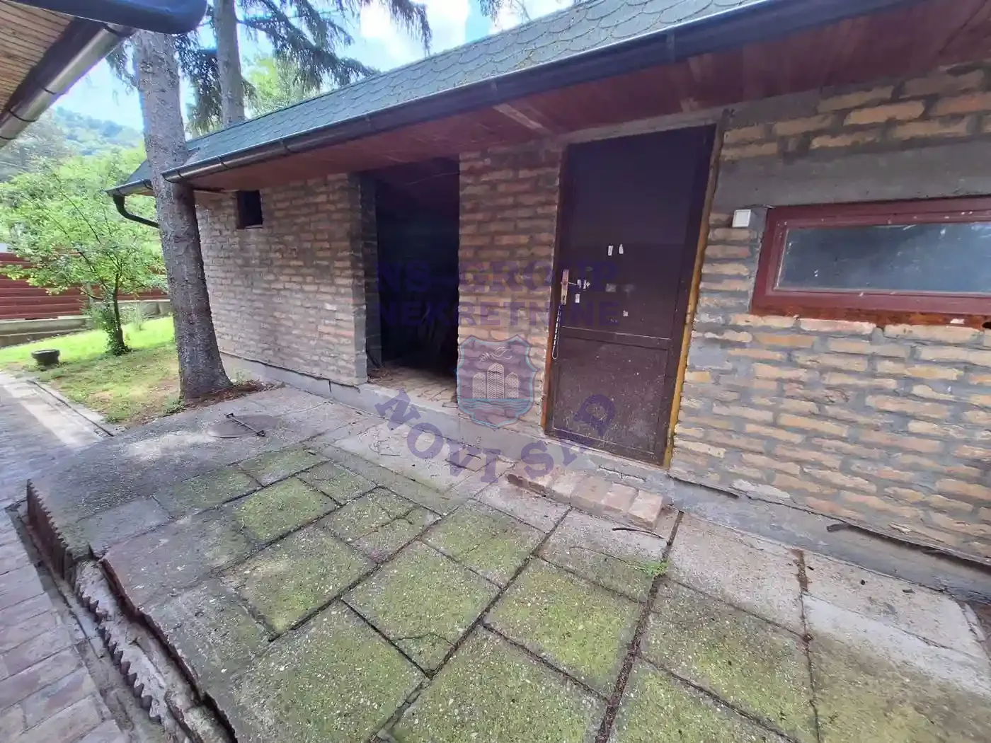 kuca na prodaju Sremska Kamenica 40m2 548168