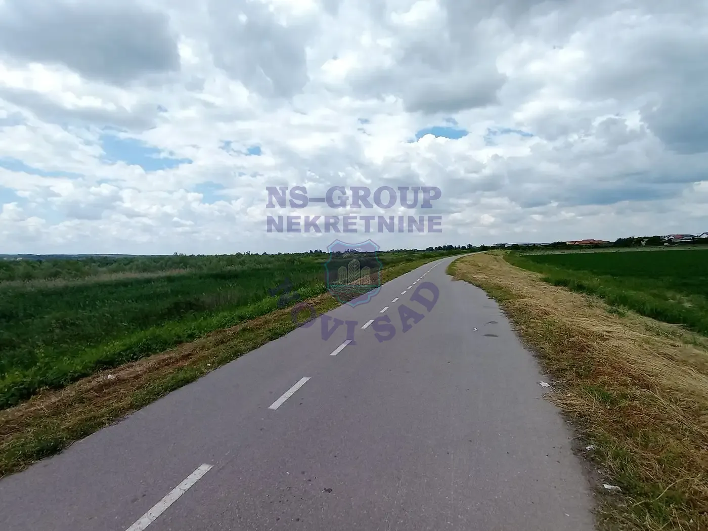 plac na prodaju Futog 592m2 548664