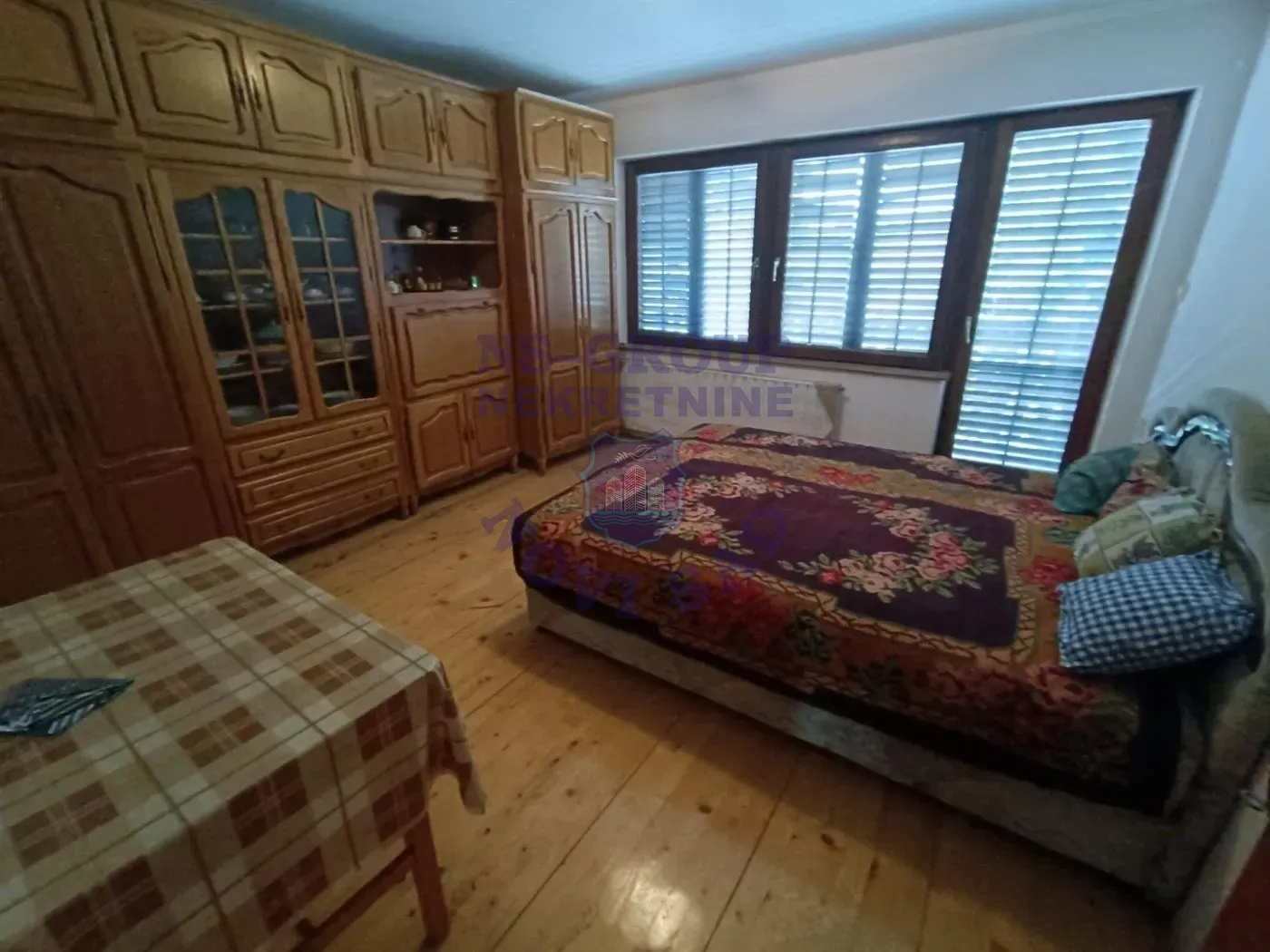 kuca na prodaju Kać 584m2 548869