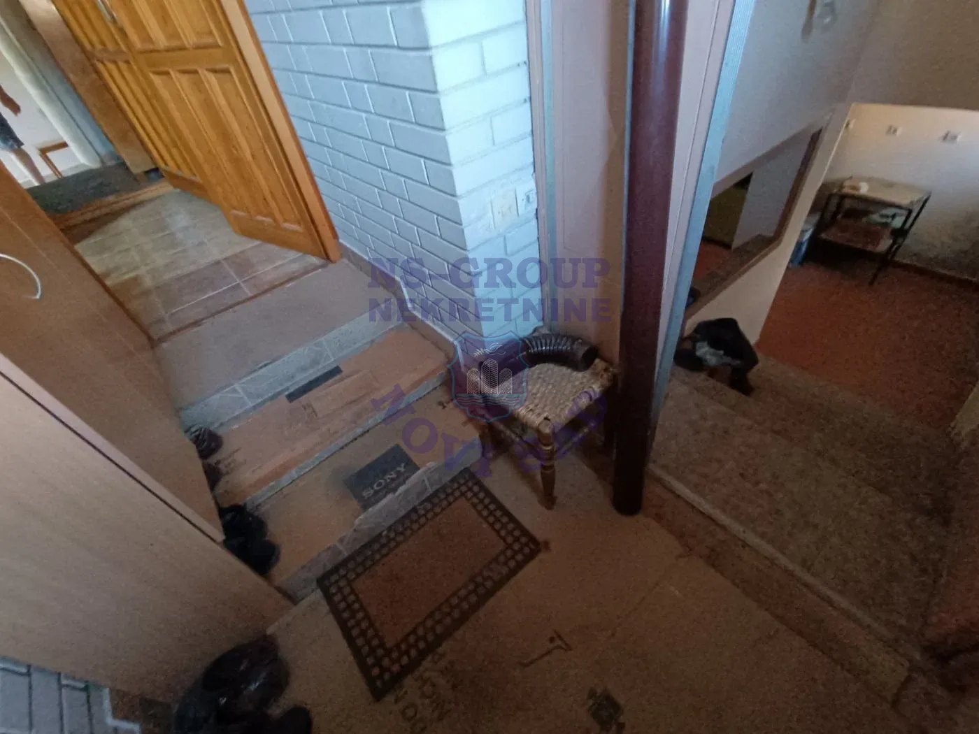 kuca na prodaju Kać 584m2 548869