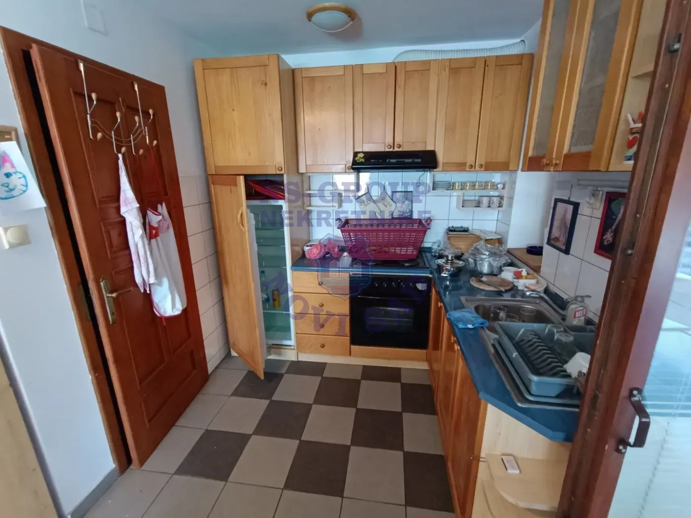 kuca na prodaju Kać 584m2 548869