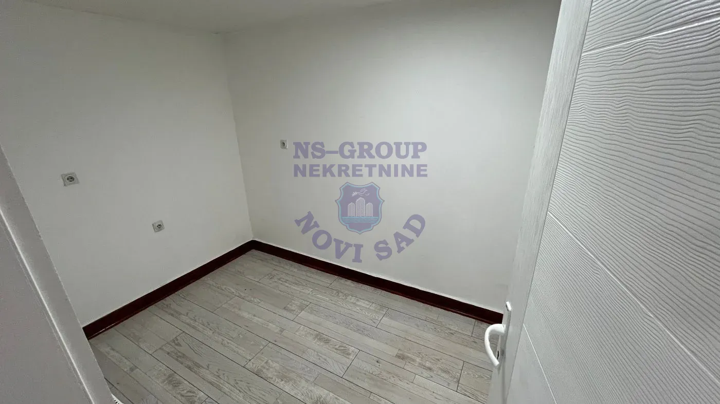 stan na prodaju Petrovaradin 50m2 548972