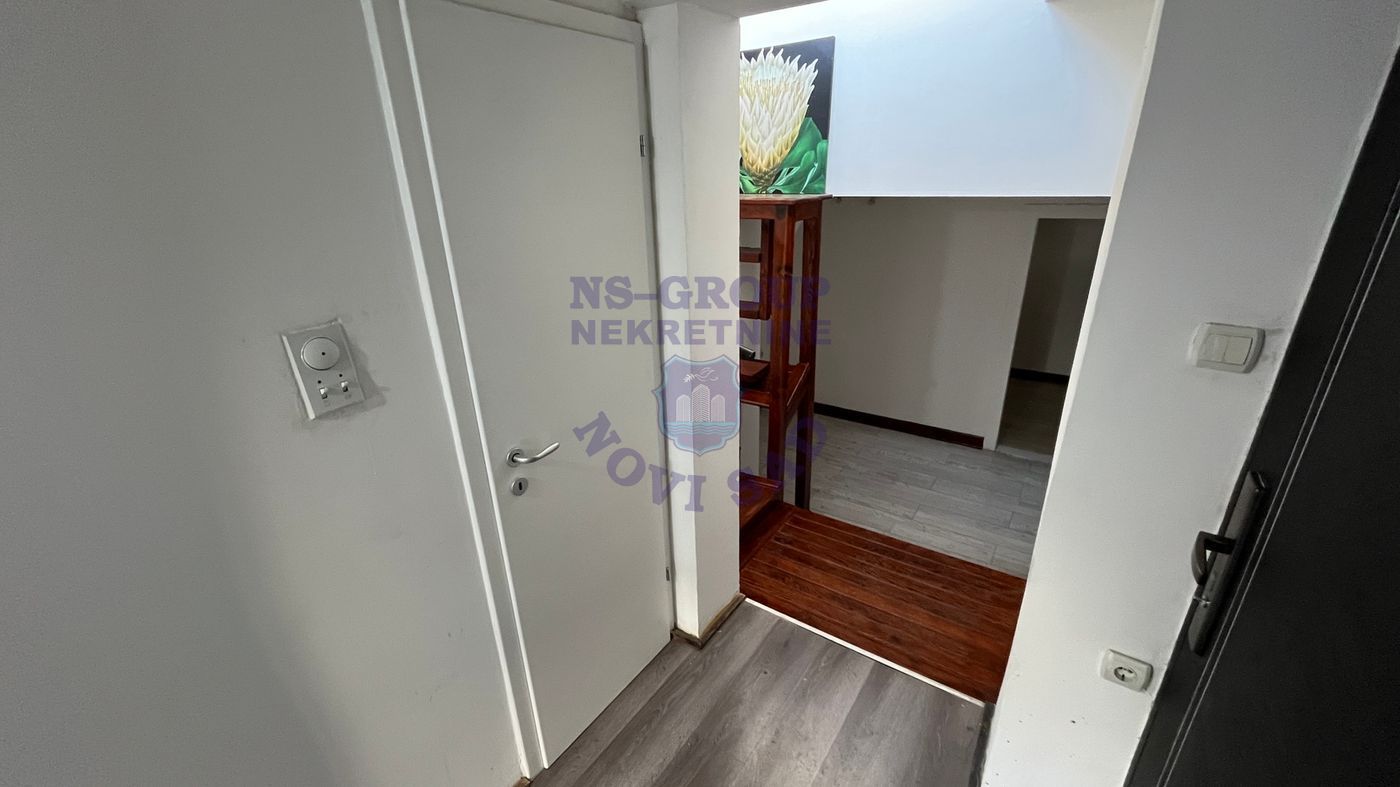 stan na prodaju Petrovaradin 50m2 548972