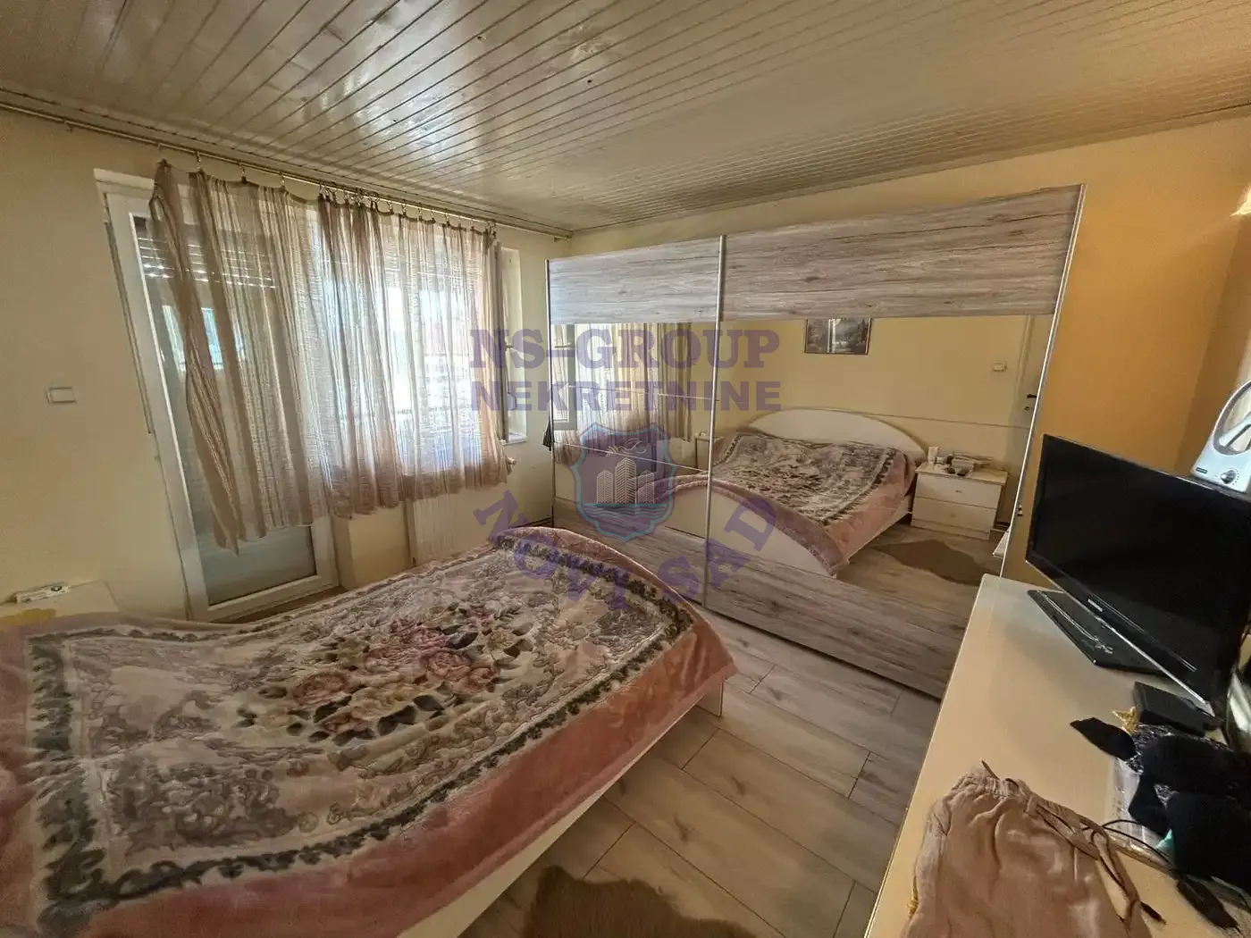 kuca na prodaju Novi Sad 259m2 549118